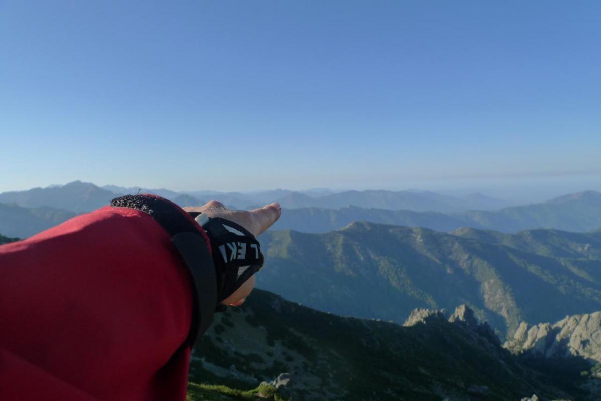 Là bas, c'est la Corse du sud !